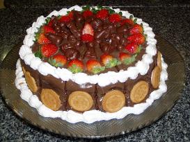 torta chocolate com morango